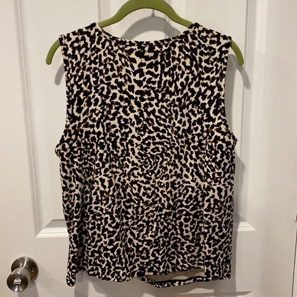 Cabi Knotty Spotty Tank EUC Leopard - Picture 9 of 11